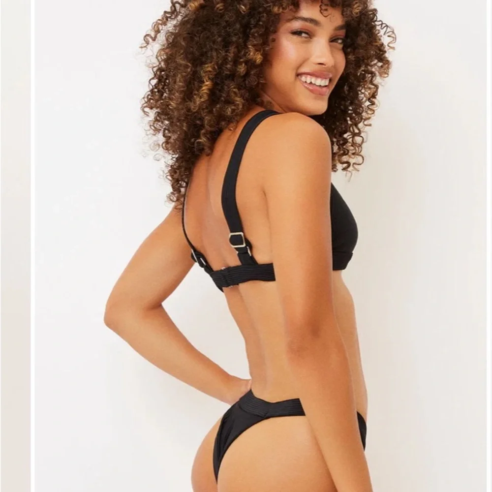 Frankie’s Bikini black ribbed bottoms medium. Selling top in separate listing